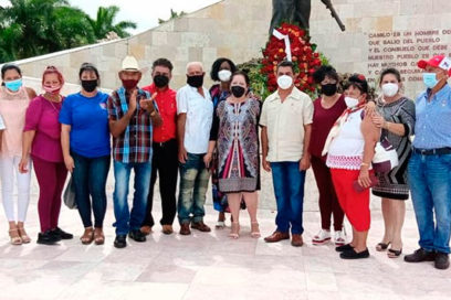 Condecoran a colectivo y trabajadores orgullos de Sancti Spíritus (+ Fotos)