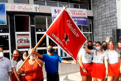 El Palacio ya tiene su corona (+ Fotos)