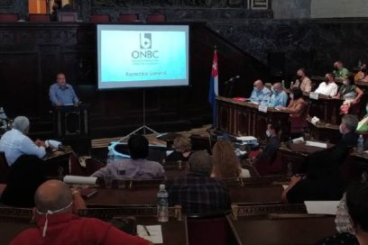 Reconoce primer ministro cubano labor de bufetes colectivos (+Fotos y Video)