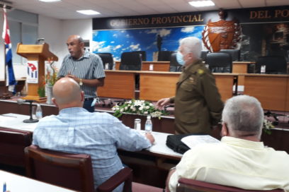 Analiza gobierno cubano situación energética y construcción de viviendas en Villa Clara