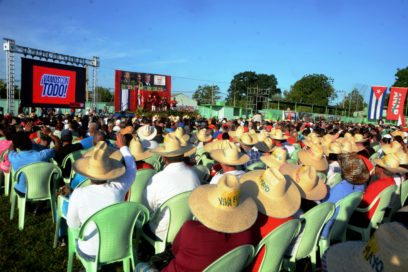 Campesinos cubanos: “Entregaremos el corazón a la patria y a la tierra” (+Fotos)