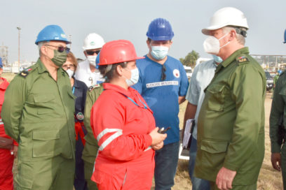 Presencia Díaz-Canel Ejercicio en la Empresa Cubana de Gas, S.A.