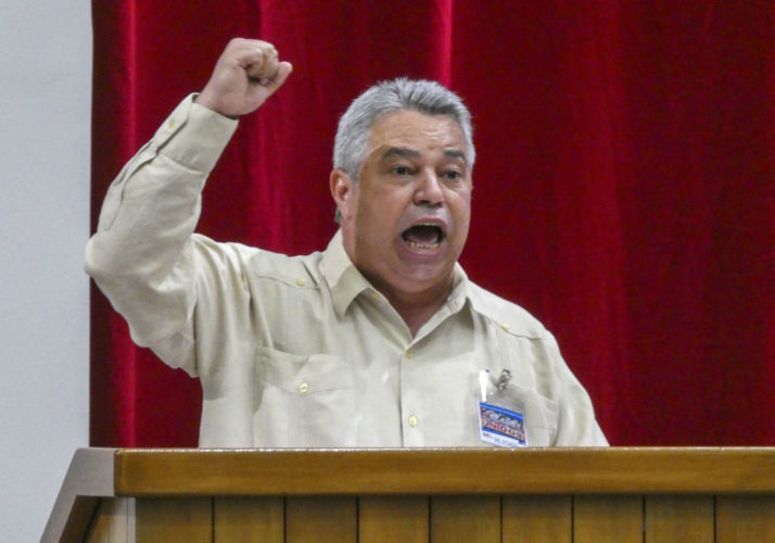 Ulises Guilarte de Nacimiento, tuvo a su cargo las palabras de bienvenida. Foto: Heriberto González Brito