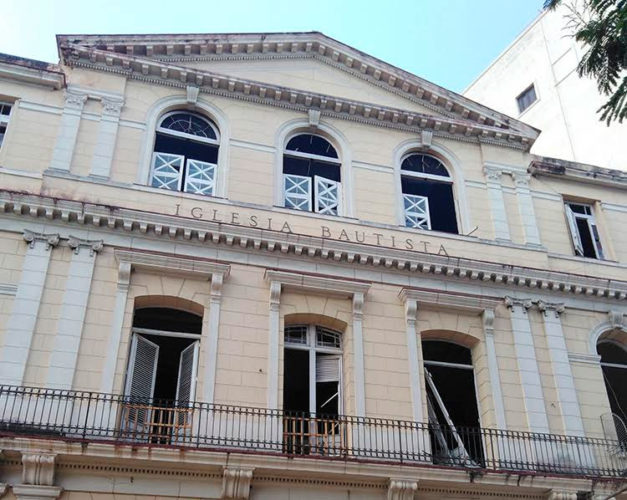 Vista exterior de la iglesia. Foto: Joaquín Hernández Mena