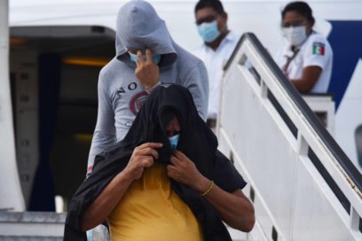 Devueltos a Cuba 29 migrantes irregulares desde México (+Fotos y Video)