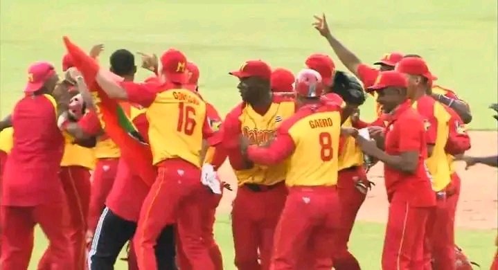 Los Cocodrilos de Matanzas festejaron la primera victoria en semifinal. foto: tomada del Escambray.cu