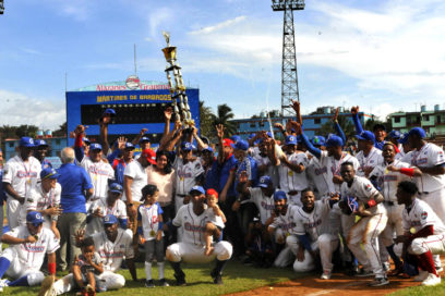 Out 27: El campeón llegó trotando: ¡Granma!!!!!!