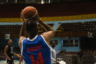 Jasiel Rivero encabeza el equipo cubano a la ventana Fiba (+Fotos)