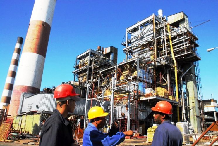 Termoeléctrica Carlos Manuel de Céspedes: ejemplo de empresa estatal socialista eficiente. Foto: Modesto Gutiérrez, ACN.