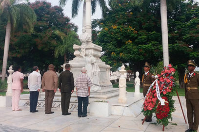 El deber ante la patria y el amor de padre (+Fotos)