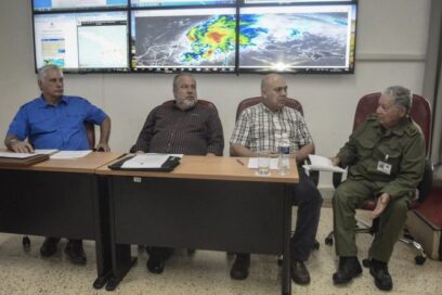 Llama Presidente cubano a extremar medidas de protección ante las intensas lluvias