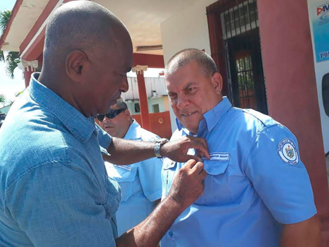 Varios trabajadores merecieron la distinción José María Pérez Capote, mártir del sector. Foto: Noryis