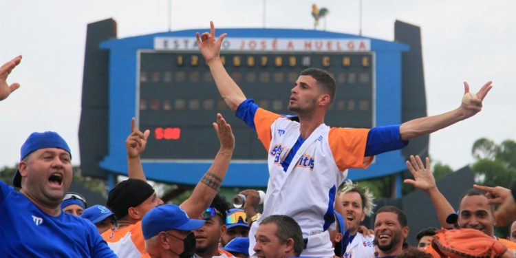 Yankiel Mauri, héroe del séptimo juego para Sancti Spíritus. Foto: Oscar Alfonso Sosa