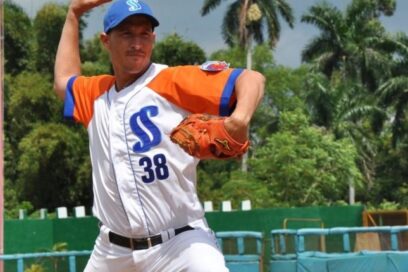 Out 27: Yuén Socarrás, gallo de pelea frente a Pinar