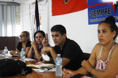 Sindicalistas del Complejo Lácteo de La Habana intercambian sobre el Proyecto de Código de las Familias