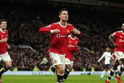 Cristiano Ronaldo rechazó una lucrativa oferta para marcharse a Arabia Saudita. No se sabe que club habría intentado hacerse con Cristiano, sin embargo, no ha logrado seducir al portugués, quien tiene como principal objetivo disputar la Champions League la próxima temporada.