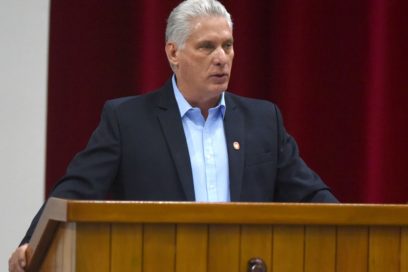 Díaz-Canel: «Este país no está detenido, ni nos vamos a detener»