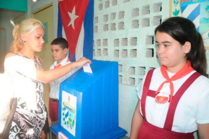 Aportan trabajadores de Artemisa al Referendo del Código de las Familias