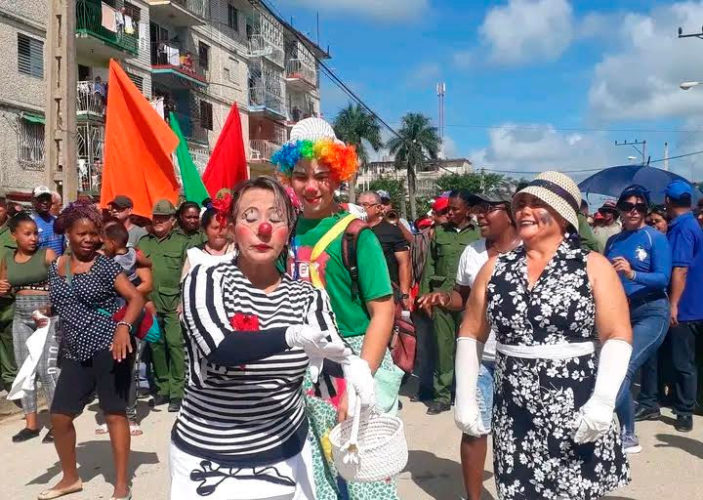 Artistas del municipio avileño de Morón se sumaron este fin de semana a las actividades del verano y del Día Territorial de la Defensa. Foto: Ana Hernández