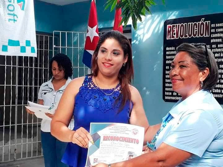 Las organizaciones sindicales con mejor desempeño fueron agasajados. Foto: Cortesía de Ana Ivis García Rodríguez