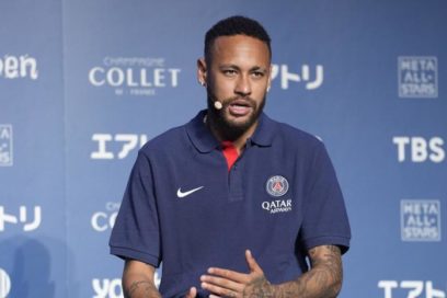 Neymar hace caso omiso a los rumores de un trueque del PSG al City.