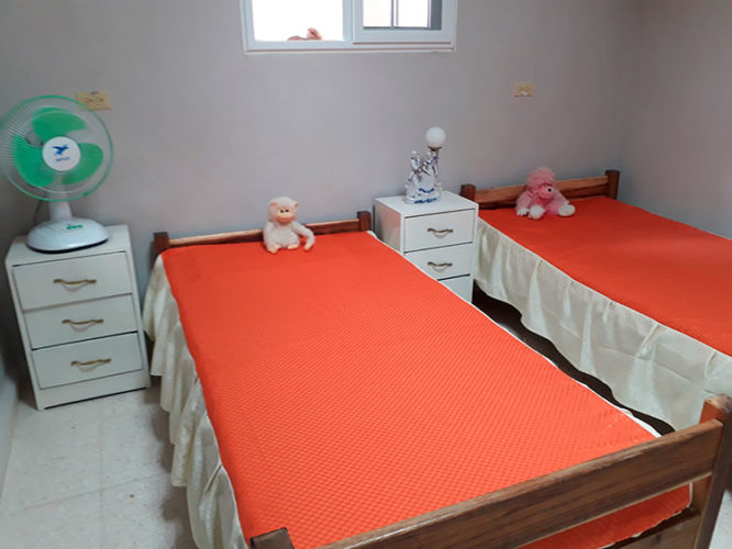 Nueva casa para niños sin amparo familiar. El Estado cubano protege a su infancia. Foto: Carlos Torres
