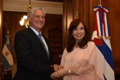 Presidente cubano rechaza acoso mediático y judicial a Cristina Fernández