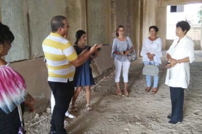 Titular de Educación chequea preparación del curso en Artemisa