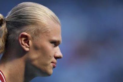 Haaland: «Mira a Karim Benzema en el Real Madrid. Ahora tiene 34 años y de pronto se ha convertido en un jugador todavía mejor en las últimas temporadas. Eso es increíble, yo quiero hacer eso siempre».