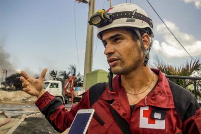 Miguel Ángel, un médico que enfrentó de cerca al incendio en Cuba