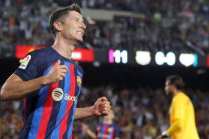 El Barcelona saca un empate 0-0 con el Rayo Vallecano en su primera presentación en la Liga Española. Villareal fue el único ganador de la jornada 3-0 frente al Valladolid.