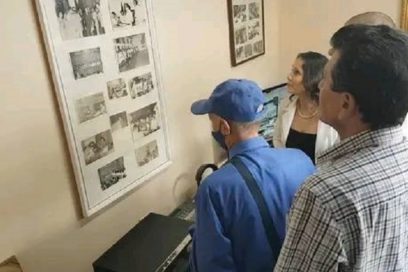Inauguran sala museo en Radio Victoria