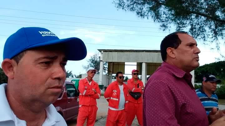 Misael Rodríguez Llanes y otros directivos estuvieron en el lugar del incendio. Foto: SNTC