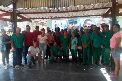 Trabajadores del sector avícola en Sancti Spíritus respaldan el Código de las Familias
