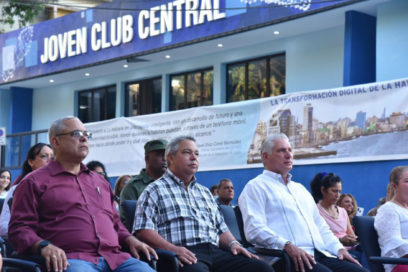 Asistió presidente cubano a actividad por aniversario de los Joven Club de Computación