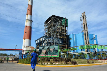 Acometen acciones para reconectar termoeléctrica Guiteras