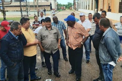 Prosigue Valdés Mesa recorridos por entidades azucareras (+Fotos)