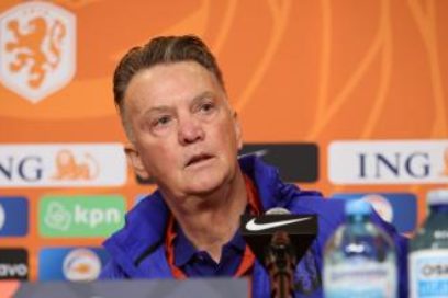 Van Gaal: «Es una pena que Memphis se haya tenido que ir con esta lesión, no augura nada bueno y no le veo jugando contra Bélgica», detalló el técnico holandés.