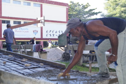 En Granma jornada de trabajo voluntario para reinicio del curso escolar