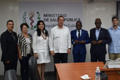 Ministros de Salud de Cuba y Guinea-Bissau intercambian sobre colaboración médica