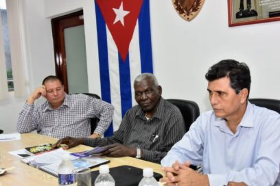 Ser consecuentes con el concepto de Revolución en la vida cotidiana (+ Fotos)