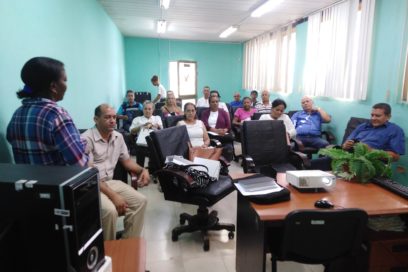 Intercambian diputados de Granma con trabajadores del Ministerio de las comunicaciones