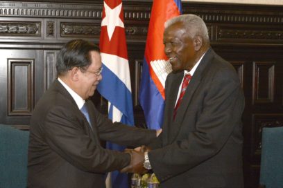 Recibe Presidente de la Asamblea Nacional de Cuba al Primer Ministro del Reino de Cambodia