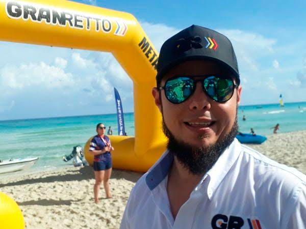 "Las condiciones de este mar son las ideales para Aguas Abiertas. He estado en muchas playas del mundo, pero Varadero es la mejor, es mi favorita", confesó Villarreal Vélez. Foto: Noryis