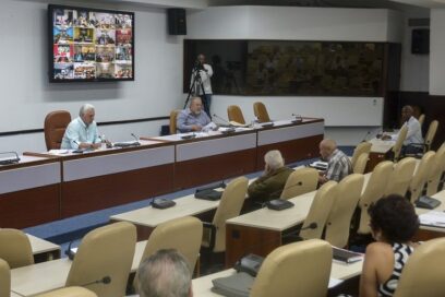 Evalúa dirección del país con los gobernadores, alistamiento para el Referendo popular del Código de las Familias