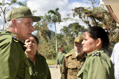 Presidente cubano visita zonas afectadas por Ian en Artemisa
