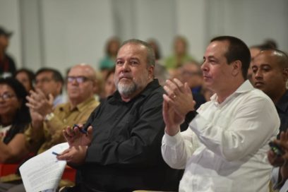 Acude Primer Ministro a XV Feria Comercial Salud para Todos (+Fotos)