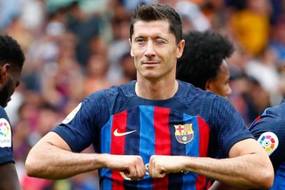 Lewandowski: «El Inter es un duro rival. Defienden cinco jugadores, y también hay un mediocampista defensivo. Entonces tratamos de atacar con más jugadores para que uno de nosotros pudiera perder la cobertura. Marcamos 3 pero concedimos lo mismo».