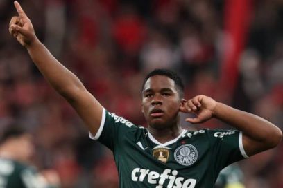 El Real Madrid busca hacerse con los servicios de Endrick: Según el diario Marca, el club blanco presentará una oferta al Palmeiras por la joven promesa brasileña de 16 años, Endrick. El PSG también aprieta para asegurarse su llegada en 2024.