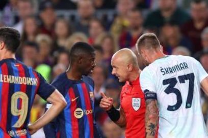 Champions League: Barcelona 3-3 Inter de Milán, Tottenham 3-2 Frankfurt, Brujas 0-0 At. Madrid, Sporting Lisboa 0-2 Marsella, Viktoria Plzen 2-4 Bayern, Liverpool 7-1 Rangers, Porto 3-0 Leverkusen, Napoli 4-2 Ajax.